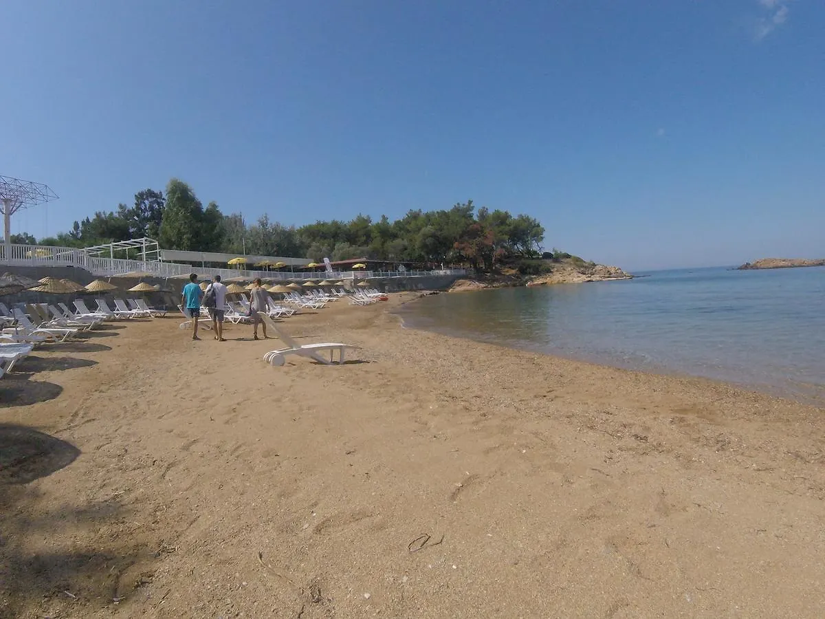 Rainbow Bay Ozdere Beach Hotel