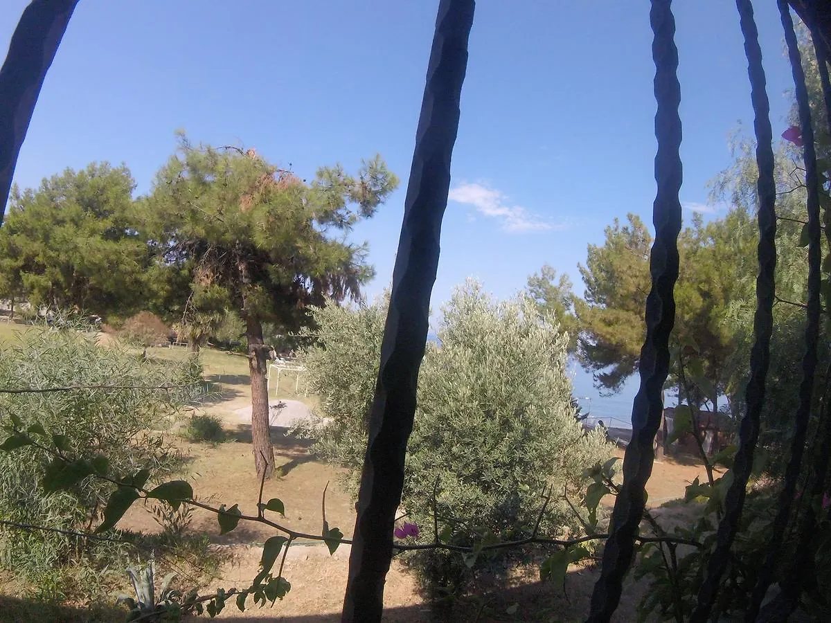Rainbow Bay Ozdere Beach Hotel 0*,